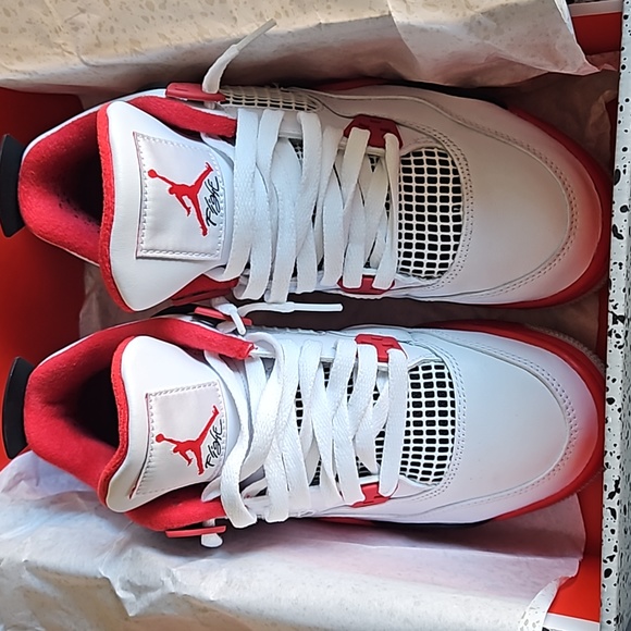 Jordan 4 Retro Fire Red - Size 6.5M - Picture 2 of 6